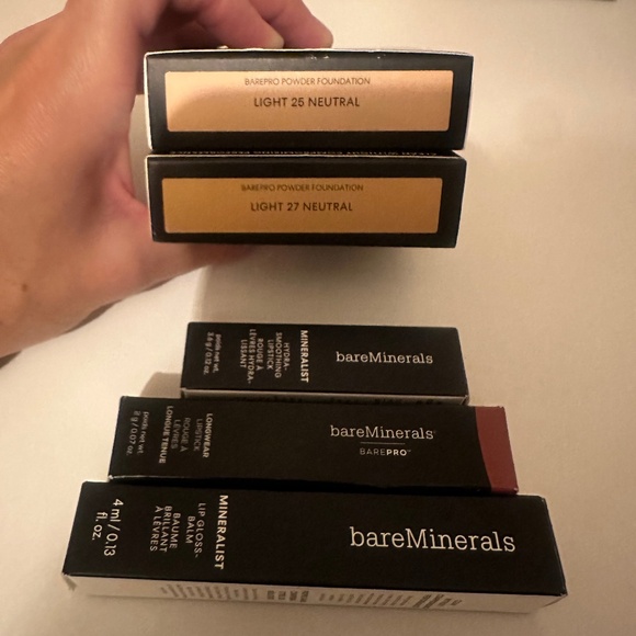 HUGE BEAUTY LOT Priced to Sell BAREMINERALS BOBBI BROWN BLACK UP 14 Pieces Total - Picture 1 of 6